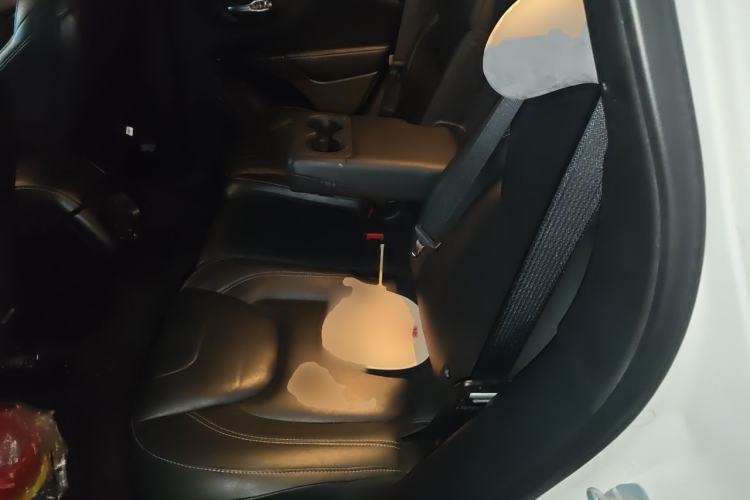 Used Jeep Cherokee 2017 2.4L Leading Smart Edition Left Rear Seat