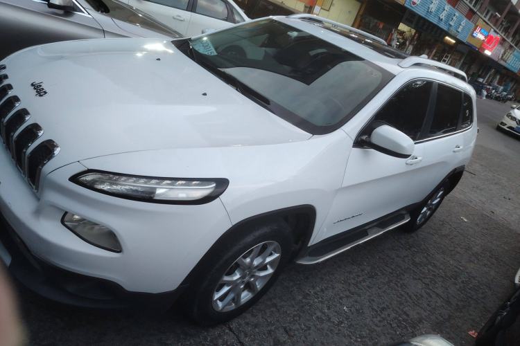 Used Jeep Cherokee 2017 2.4L Leading Edition Left Side