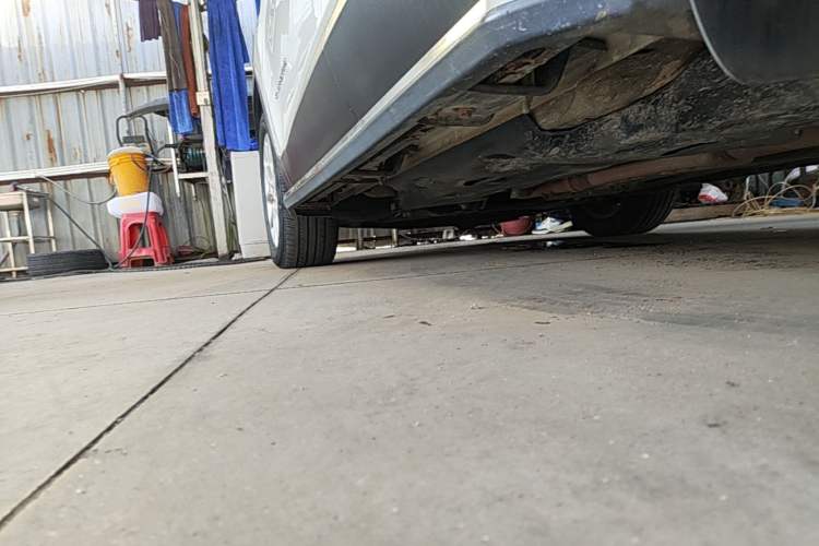 Used Jeep Cherokee 2017 2.4L Leading Smart Edition Left Side Sill