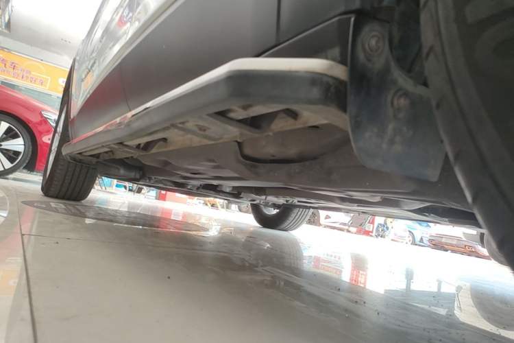 Used Jeep Cherokee 2017 2.4L Leading Edition Left Side Sill