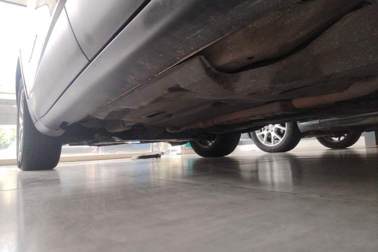 Used Jeep Cherokee 2017 2.0L Superior Edition Left Side Sill