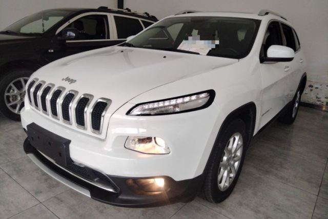 Used Jeep Cherokee 2017 2.0L Superior Edition