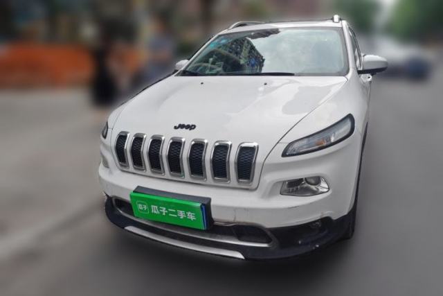 Used Jeep Cherokee 2017 2.0L Superior Edition
