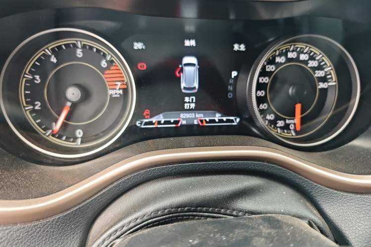 Used Jeep Cherokee 2017 2.0L Superior Edition Odometer Close Up