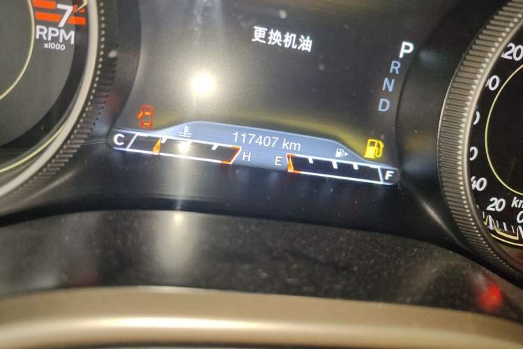 Used Jeep Cherokee 2017 2.0L Superior Edition Odometer Close Up