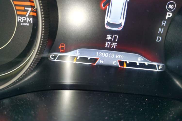 Used Jeep Cherokee 2017 2.0L Superior Edition Odometer Close Up