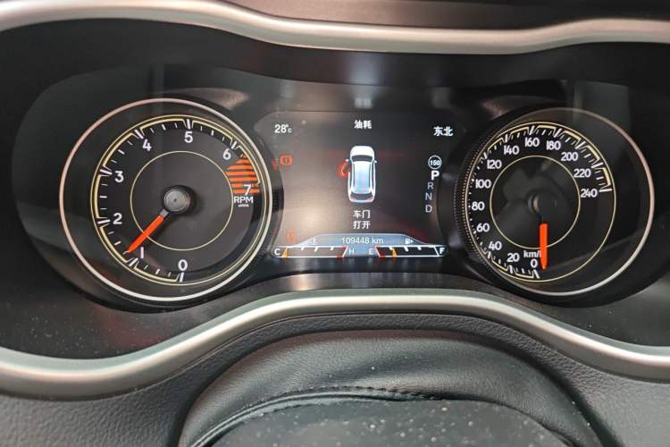 Used Jeep Cherokee 2017 2.0L Superior Edition Odometer Close Up