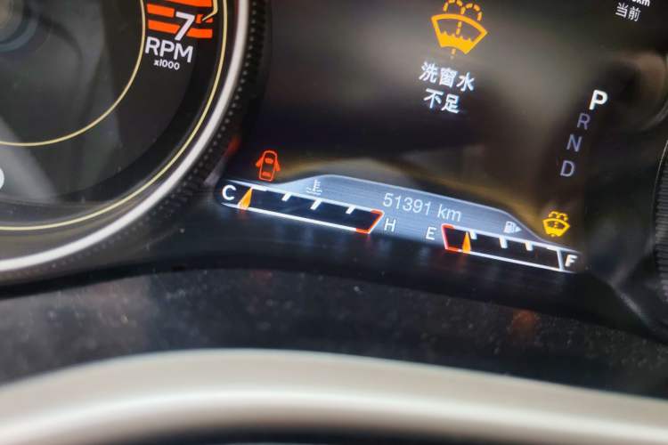 Used Jeep Cherokee 2017 2.4L Professional Smart Edition Odometer Close Up