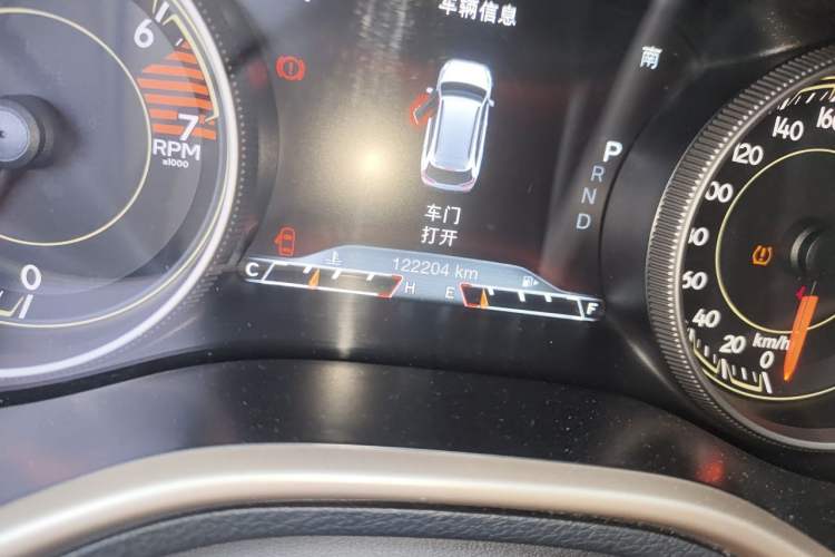 Used Jeep Cherokee 2017 2.4L Leading Smart Edition Odometer Close Up