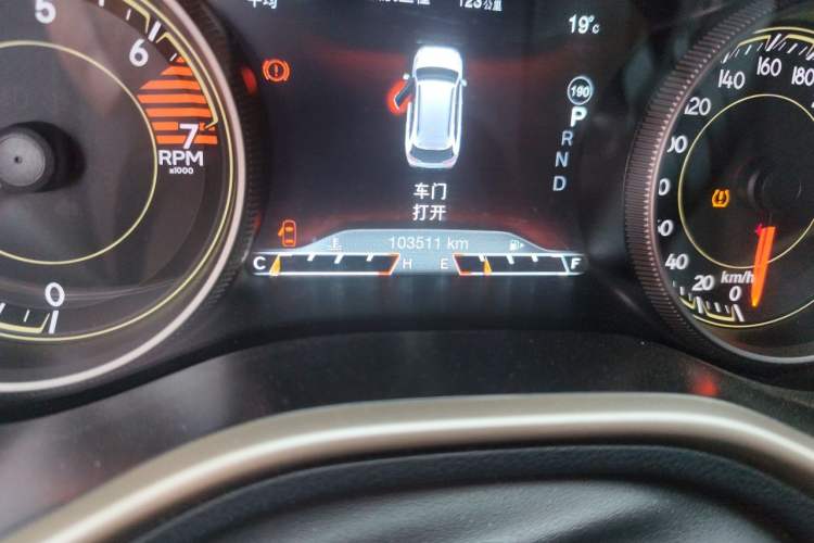Used Jeep Cherokee 2017 2.4L Professional Smart Edition Odometer Close Up
