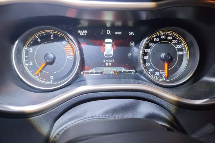 Used Jeep Cherokee 2017 2.4L Leading Smart Edition Odometer Close Up