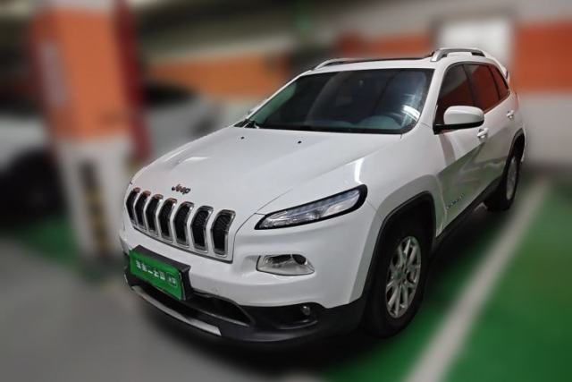 Used Jeep Cherokee 2017 2.0L Superior Edition