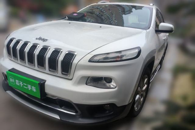 Used Jeep Cherokee 2017 2.0L Superior Edition