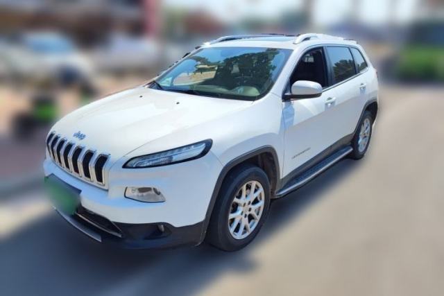 Used Jeep Cherokee 2017 2.0L Superior Edition
