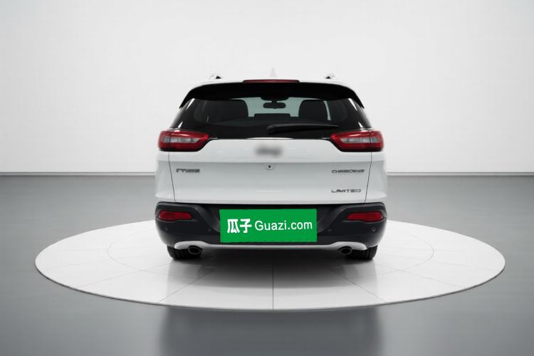Used Jeep Cherokee 2017 2.0L Superior Edition Rear
