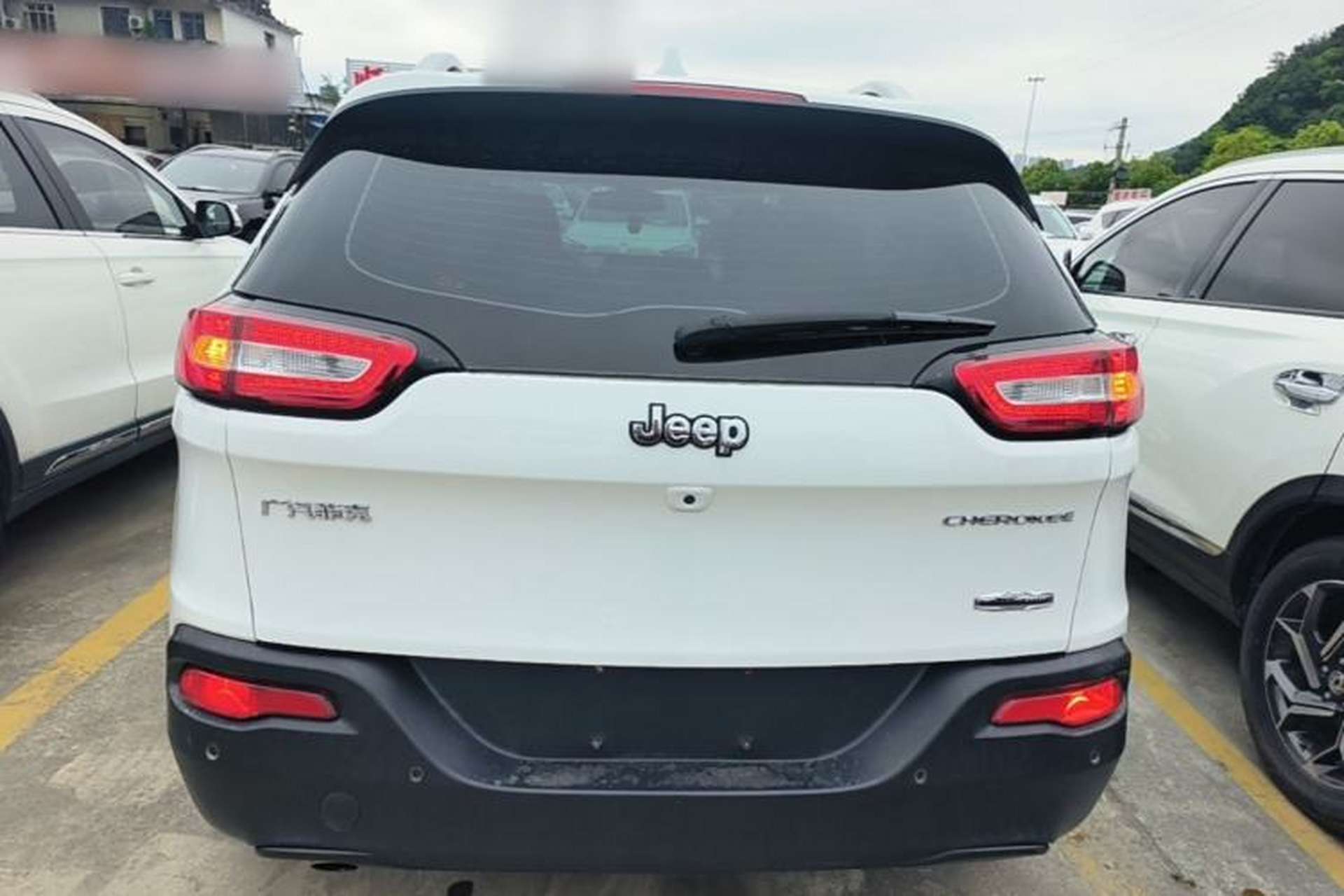 Used Jeep Cherokee 2017 2.0L Superior Edition Rear
