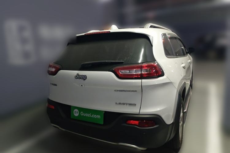 Used Jeep Cherokee 2017 2.4L Leading Edition Rear