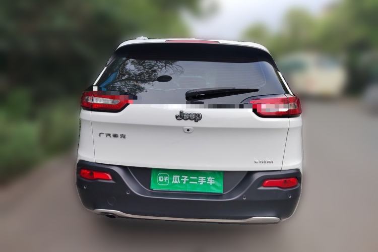 Used Jeep Cherokee 2017 2.0L Superior Edition Rear
