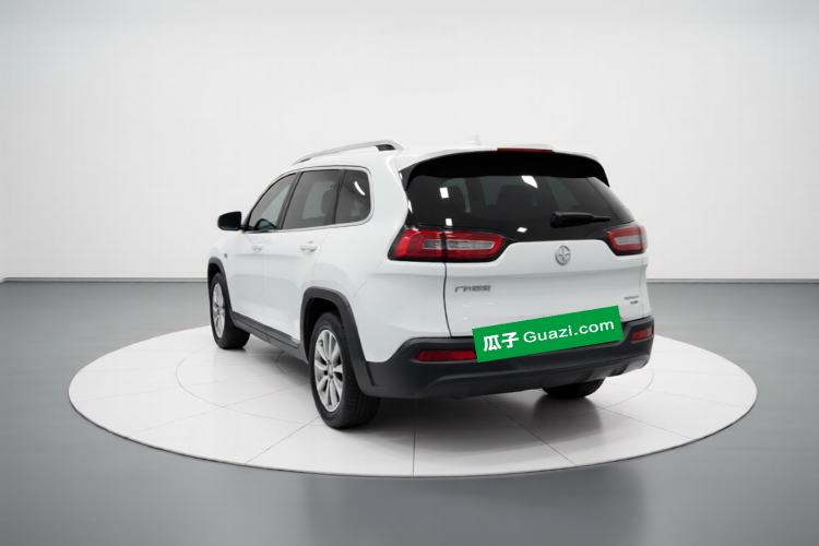 Used Jeep Cherokee 2017 2.0L Superior Edition Rear Left 45 Deg