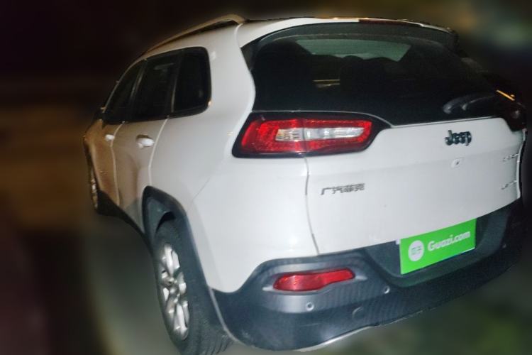 Used Jeep Cherokee 2017 2.0L Superior Edition Rear Left 45 Deg