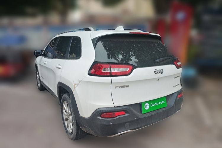 Used Jeep Cherokee 2017 2.0L Superior Edition Rear Left 45 Deg