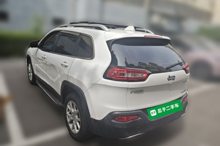 Used Jeep Cherokee 2017 2.0L Superior Edition Rear Left 45 Deg