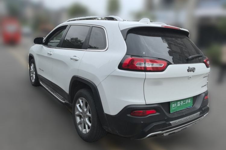 Used Jeep Cherokee 2017 2.4L Leading Edition Rear Left 45 Deg