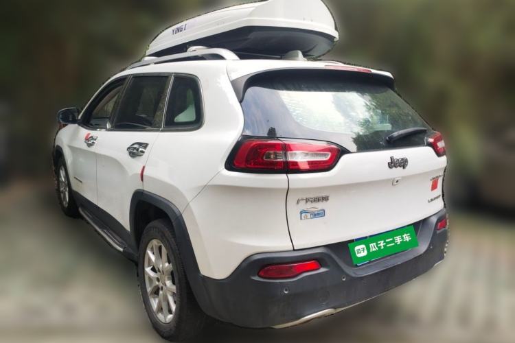 Used Jeep Cherokee 2017 2.0L Superior Edition Rear Left 45 Deg