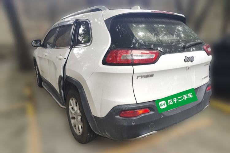 Used Jeep Cherokee 2017 2.0L Superior Edition Rear Left 45 Deg