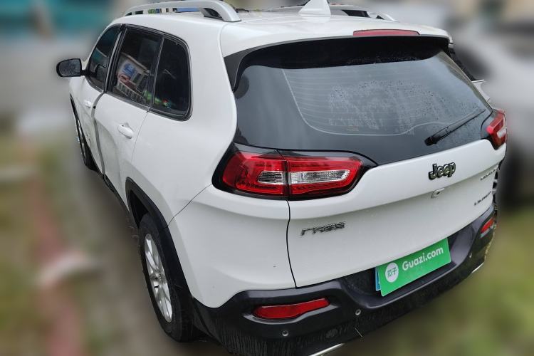 Used Jeep Cherokee 2017 2.0L Superior Edition Rear Left 45 Deg