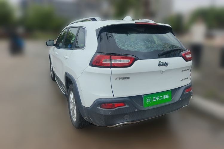 Used Jeep Cherokee 2017 2.0L Superior Edition Rear Left 45 Deg