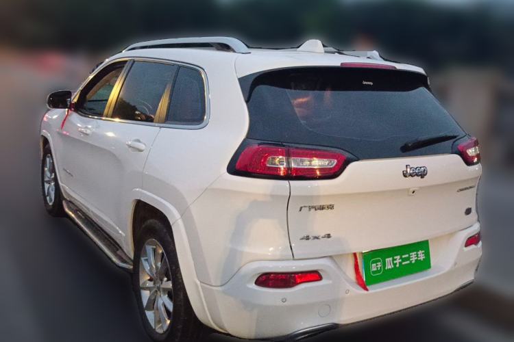 Used Jeep Cherokee 2017 2.4L Professional Edition Rear Left 45 Deg