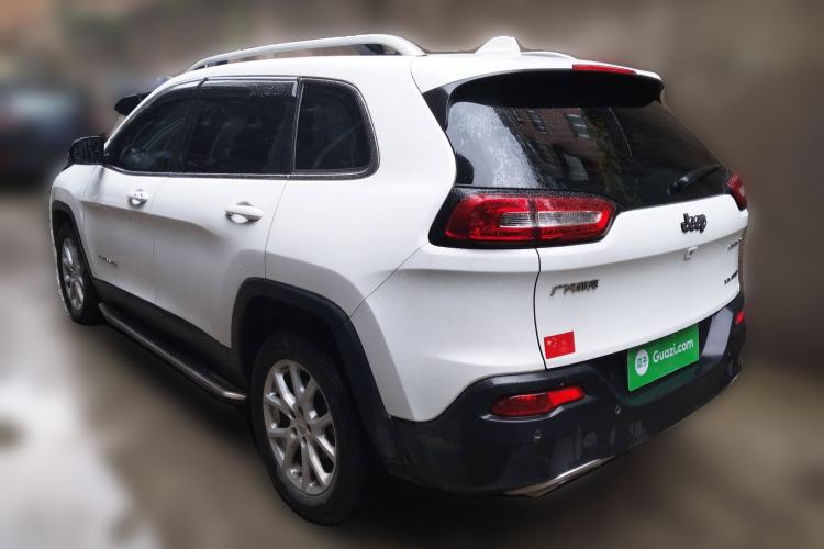 Used Jeep Cherokee 2017 2.4L Leading Edition Rear Left 45 Deg