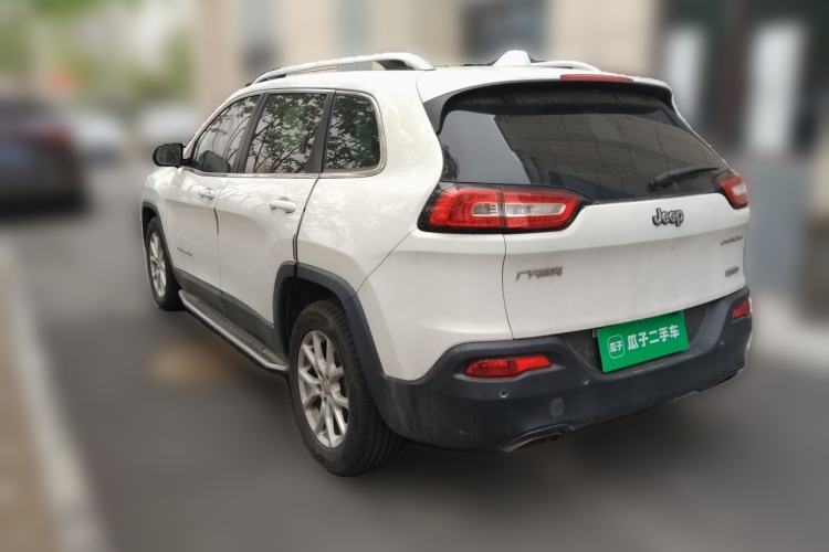 Used Jeep Cherokee 2017 2.4L Leading Smart Edition Rear Left 45 Deg