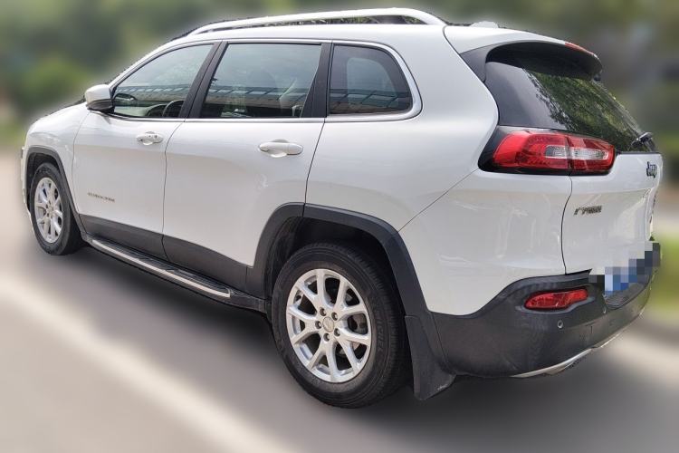 Used Jeep Cherokee 2017 2.0L Superior Edition Rear Left 45 Deg