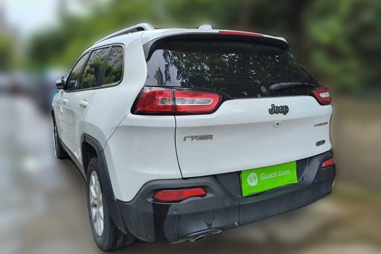 Used Jeep Cherokee 2017 2.0L Superior Edition Rear Left 45 Deg