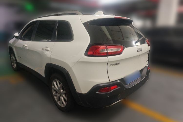Used Jeep Cherokee 2017 2.4L Leading Edition Rear Left 45 Deg