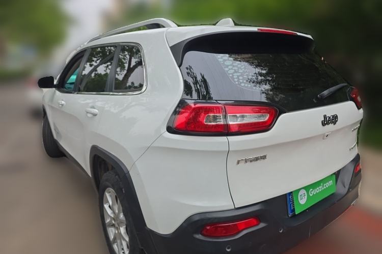 Used Jeep Cherokee 2017 2.0L Superior Edition Rear Left 45 Deg