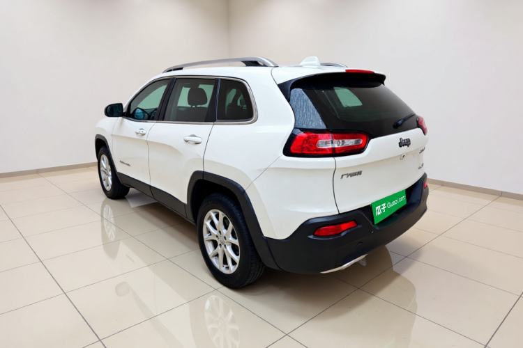 Used Jeep Cherokee 2017 2.0L Superior Edition Rear Left 45 Deg