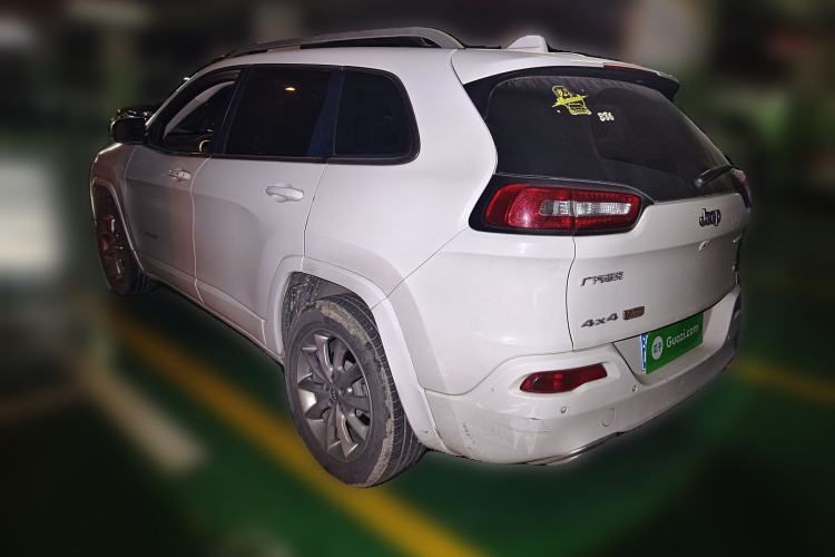 Used Jeep Cherokee 2017 2.4L Professional Smart Edition Rear Left 45 Deg
