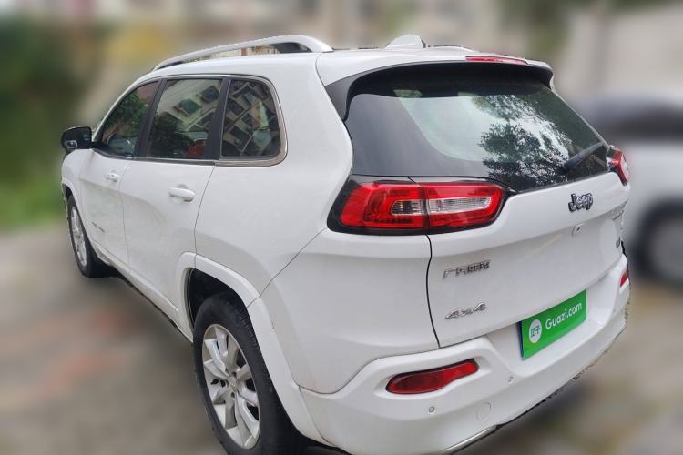 Used Jeep Cherokee 2017 2.4L Professional Smart Edition Rear Left 45 Deg