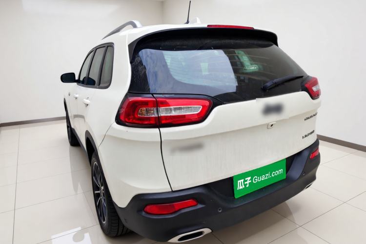 Used Jeep Cherokee 2017 2.0L Superior Edition Rear Left 45 Deg