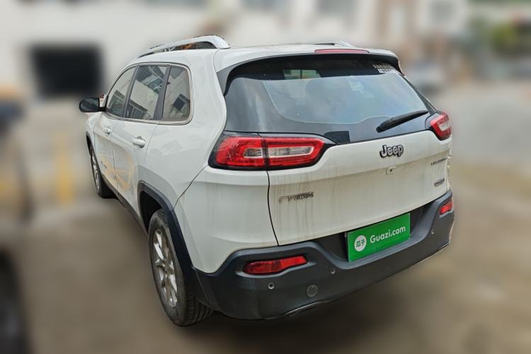 Used Jeep Cherokee 2017 2.0L Superior Edition Rear Left 45 Deg