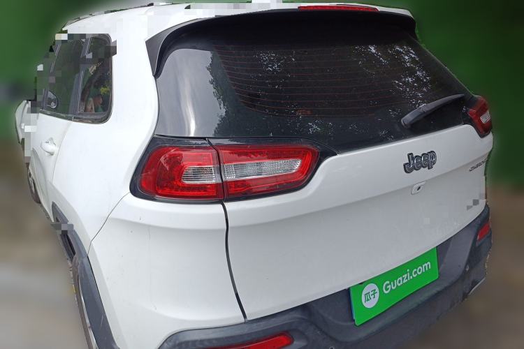 Used Jeep Cherokee 2017 2.4L Leading Edition Rear Left 45 Deg