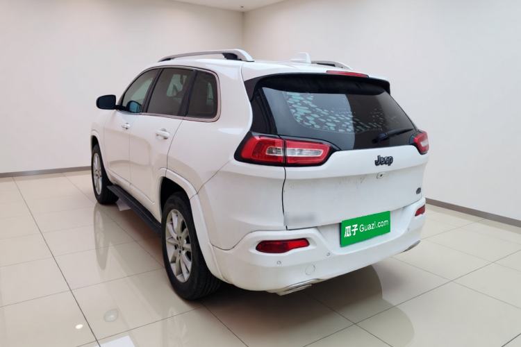 Used Jeep Cherokee 2017 2.4L Professional Smart Edition Rear Left 45 Deg