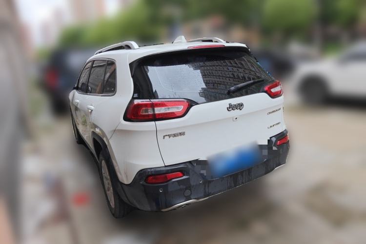 Used Jeep Cherokee 2017 2.0L Superior Edition Rear Left 45 Deg