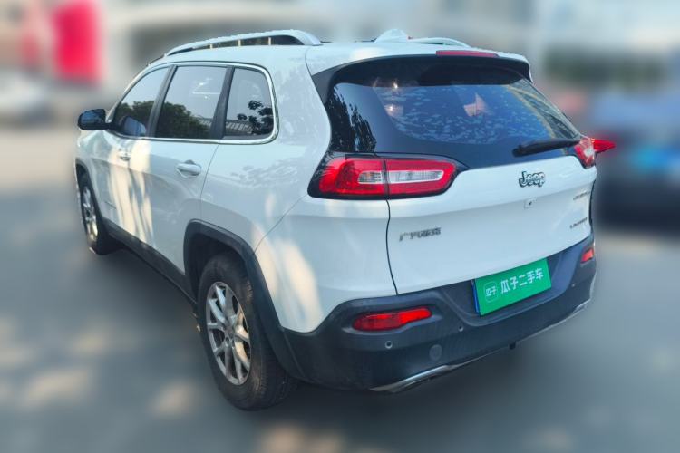 Used Jeep Cherokee 2017 2.4L Leading Smart Edition Rear Left 45 Deg