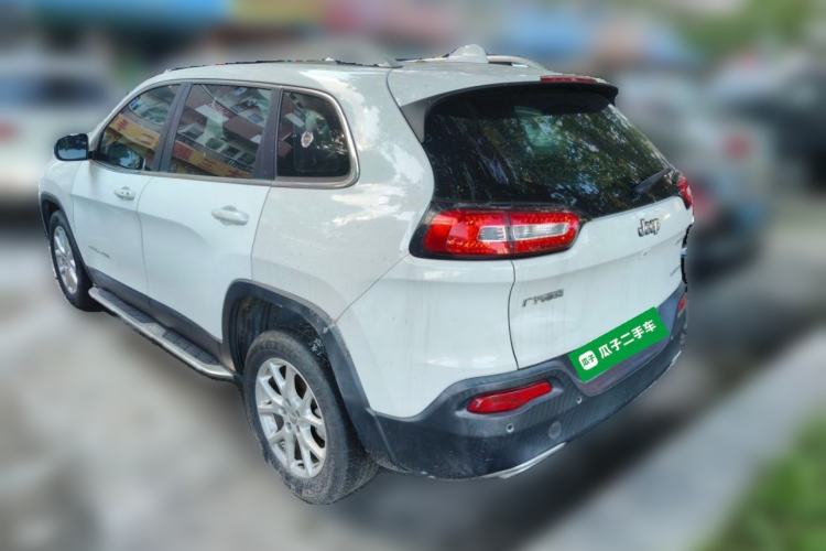Used Jeep Cherokee 2017 2.4L Leading Edition Rear Left 45 Deg