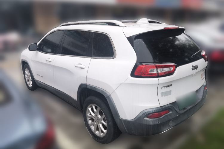 Used Jeep Cherokee 2017 2.0L Superior Edition Rear Left 45 Deg