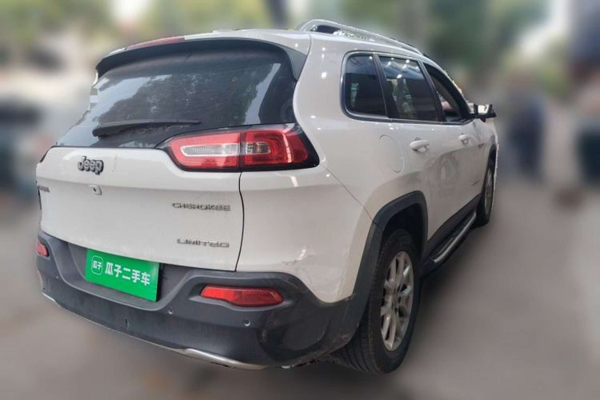 Used Jeep Cherokee 2017 2.0L Superior Edition Rear Right 45 Deg